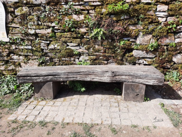 Brut par August Luis