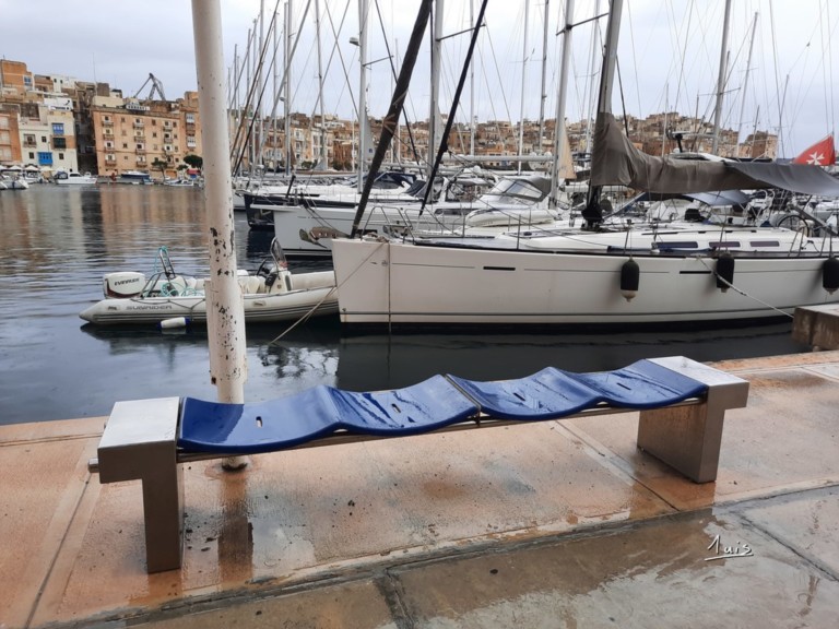 Vagues par August Luis