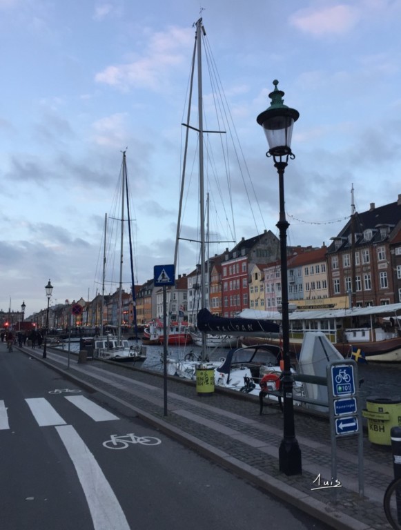 Piste cyclable par August Luis