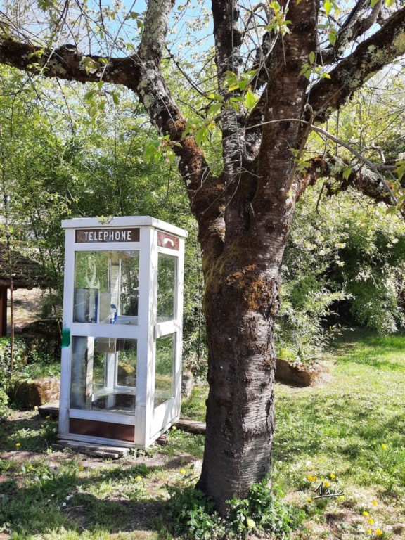 Connexion par August Luis