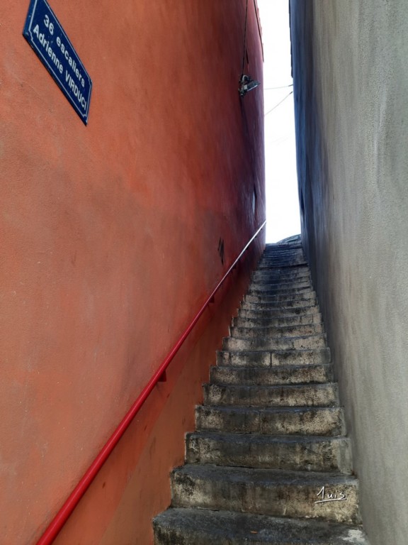 Escaliers par August Luis