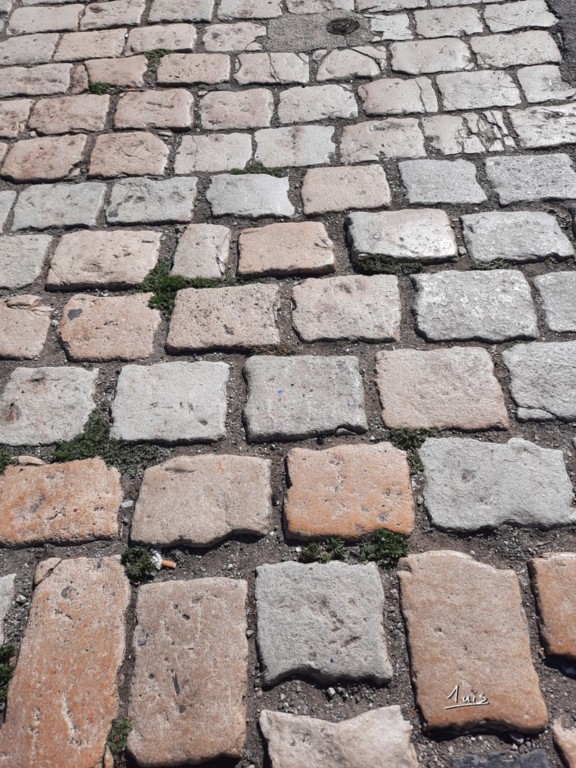 Dalles par August Luis