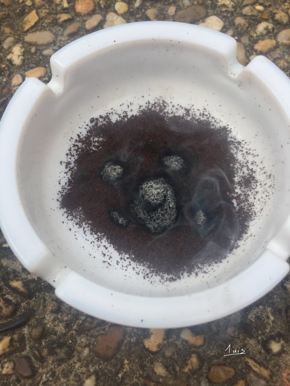 Cendres par August Luis