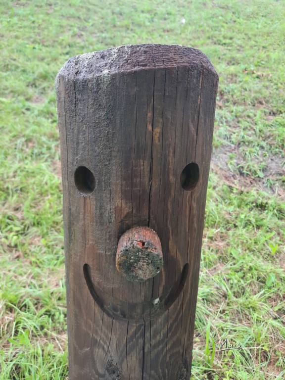 Poteau par August Luis