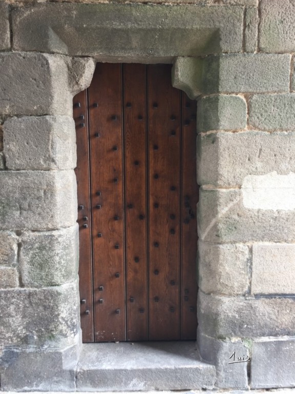 Cloutage par August Luis