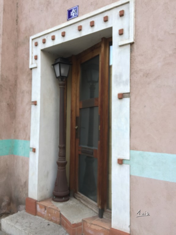 Lampadaire par August Luis