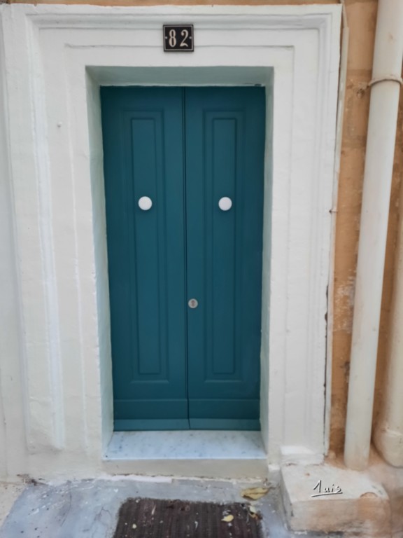 Quatre vingt deux par August Luis