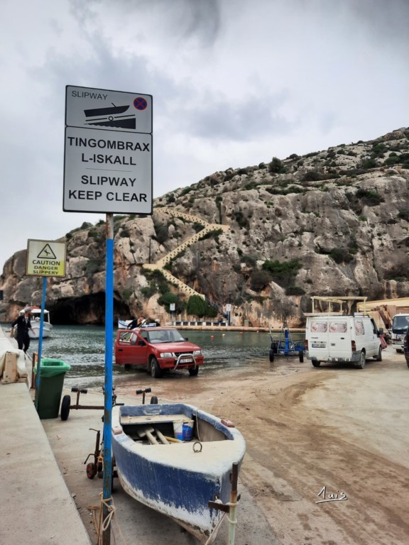 Véhicule amphibie par August Luis