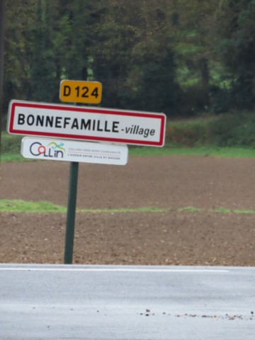 38 BONNEFAMLLE